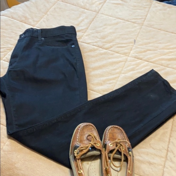 Levi’s Signature Authentic Skinny Black Je… - Picture 2 of 7